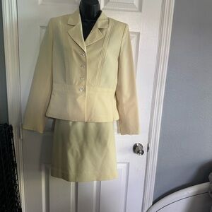 Vintage Kasper Butter Yellow Skirt Suit set - size 4